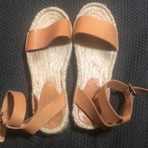 Espirelles sandals